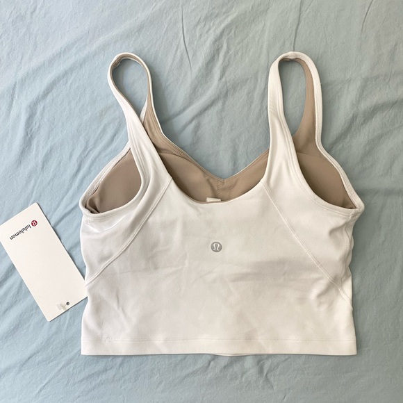 NEW WITH TAGS Lululemon Align Tank Top White Nulu Cropped Pads - Picture 6 of 8